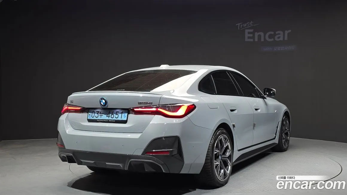 BMW i4 2023 из KR, фото 3