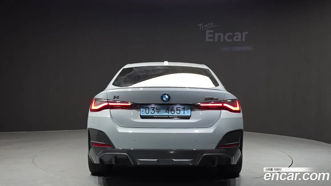 BMW i4 2023 из KR, фото 2