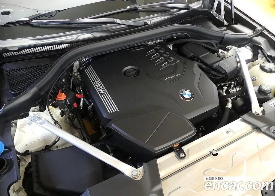 BMW X4 2024 из KR, фото 4