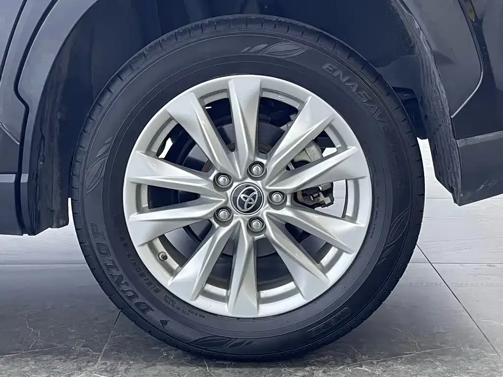 Toyota Corolla Cross 2023 из CN, фото 7