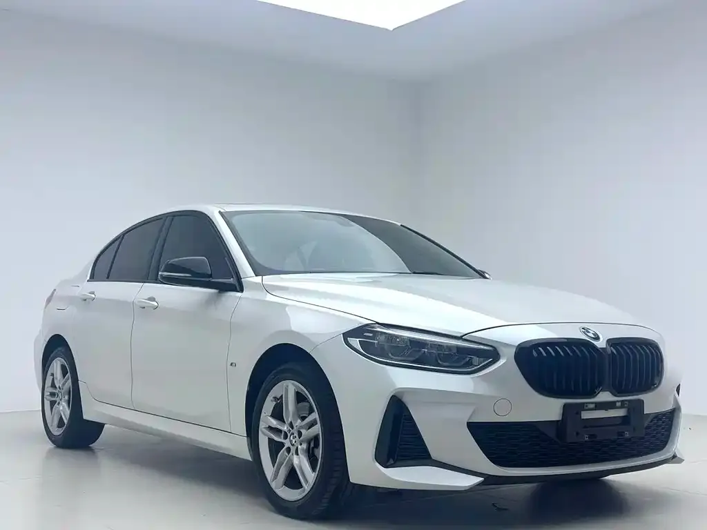 BMW 1 Series 2021 из CN, фото 8