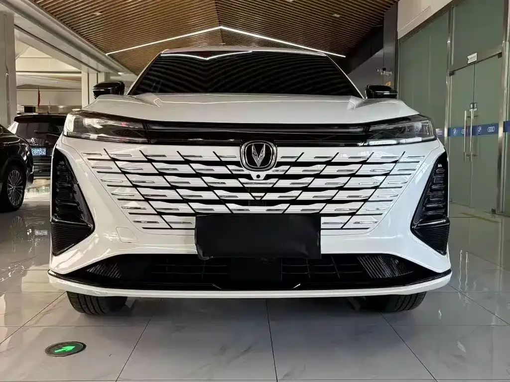 Changan CS75PLUS 2025 из CN, фото 4
