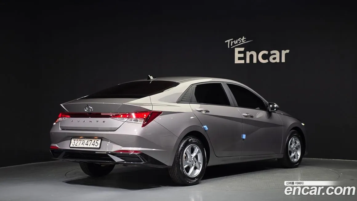 Hyundai AVANTE 2022 из KR, фото 2