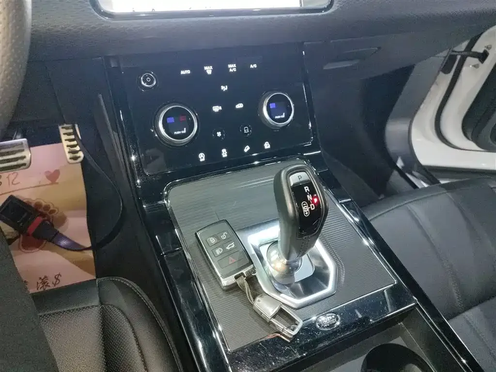 Land Rover Evoque 2021 из CN, фото 6