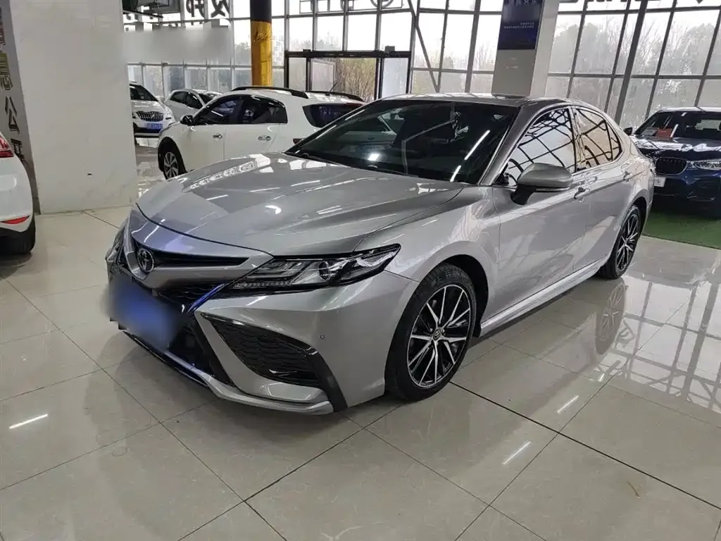 Toyota Camry 2022 из CN, фото 1