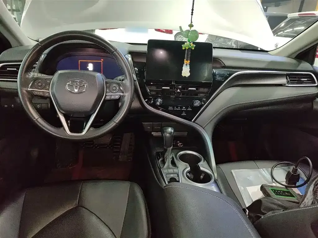 Toyota Camry 2022 из CN, фото 4