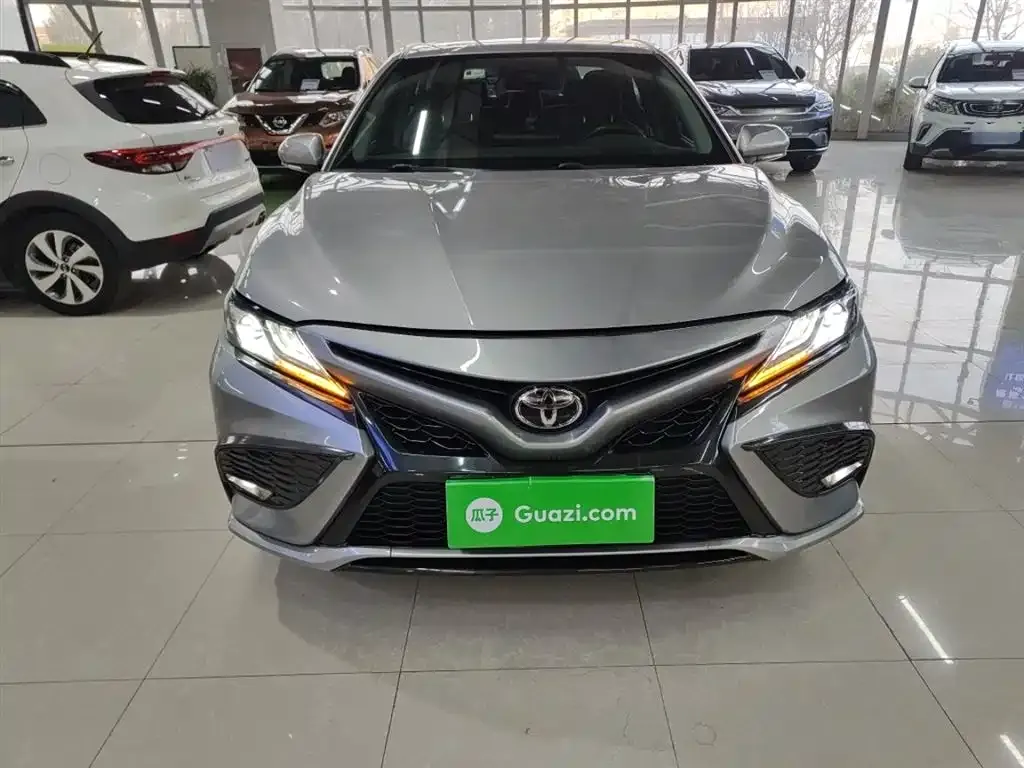 Toyota Camry 2022 из CN, фото 8