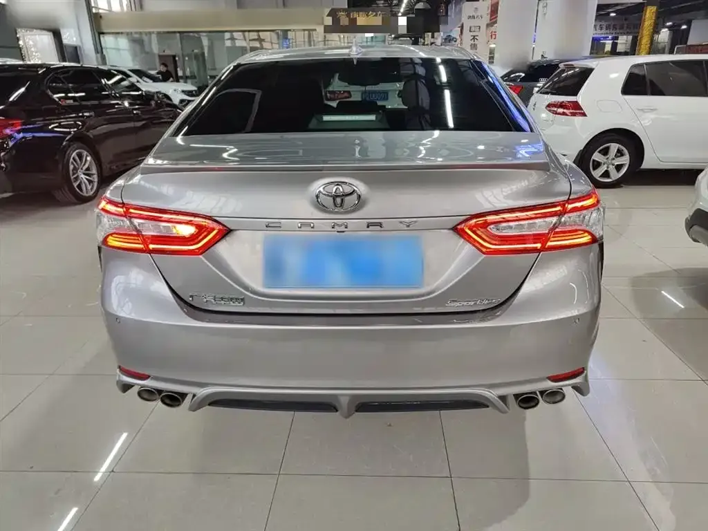 Toyota Camry 2022 из CN, фото 3