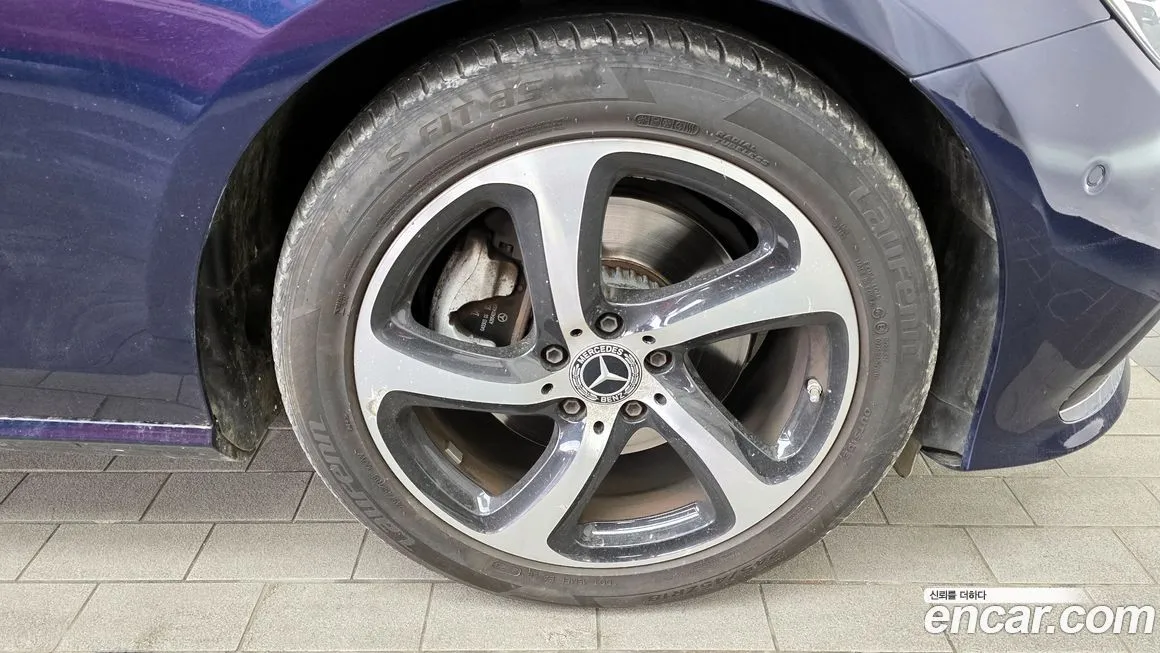 Mercedes-Benz E-Class 2021 из KR, фото 9