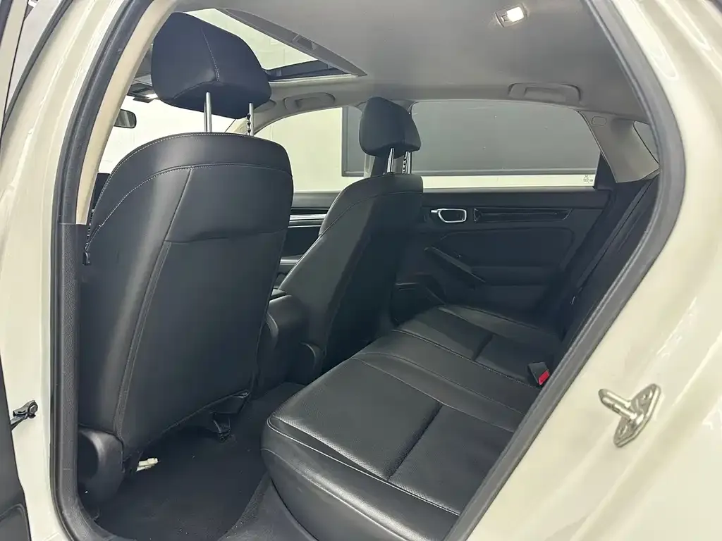 Honda Civic 2023 из CN, фото 3