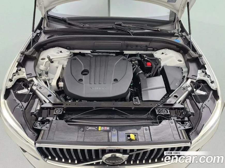 Volvo XC60 2025 из KR, фото 9