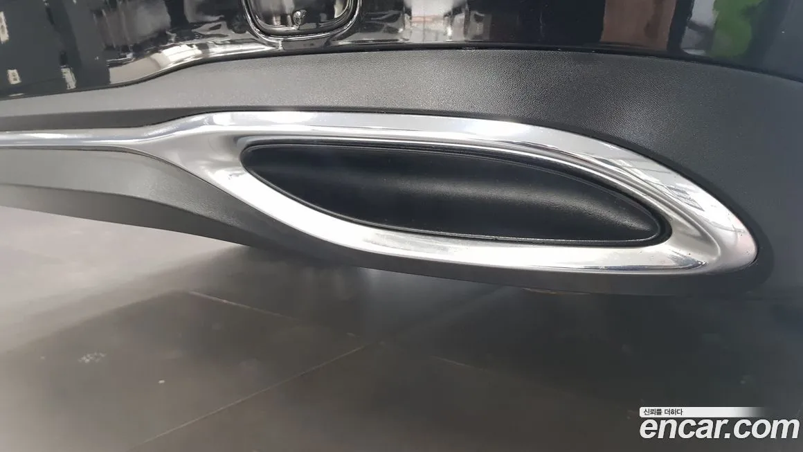 Mercedes-Benz C-Class 2023 из KR, фото 2