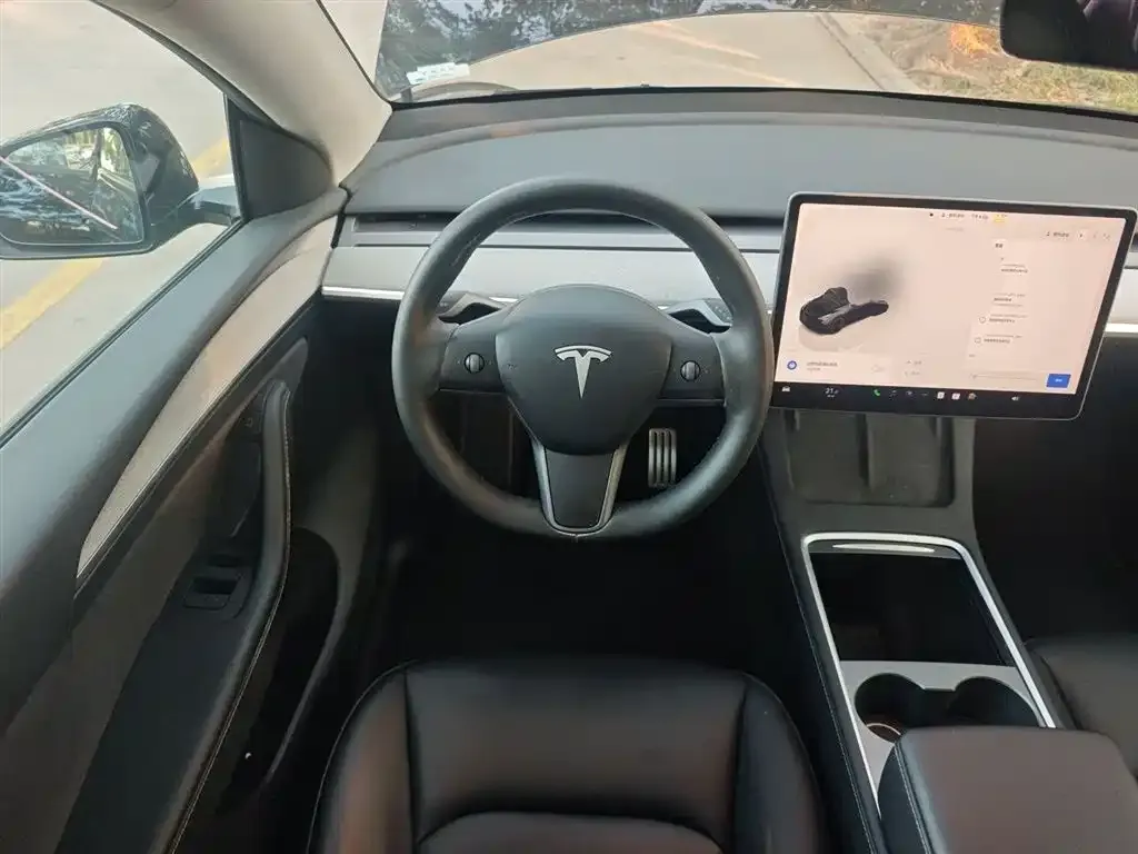 Tesla Model Y 2023 из CN, фото 6