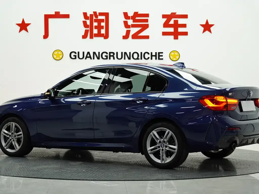 BMW 1 Series 2021 из CN, фото 3