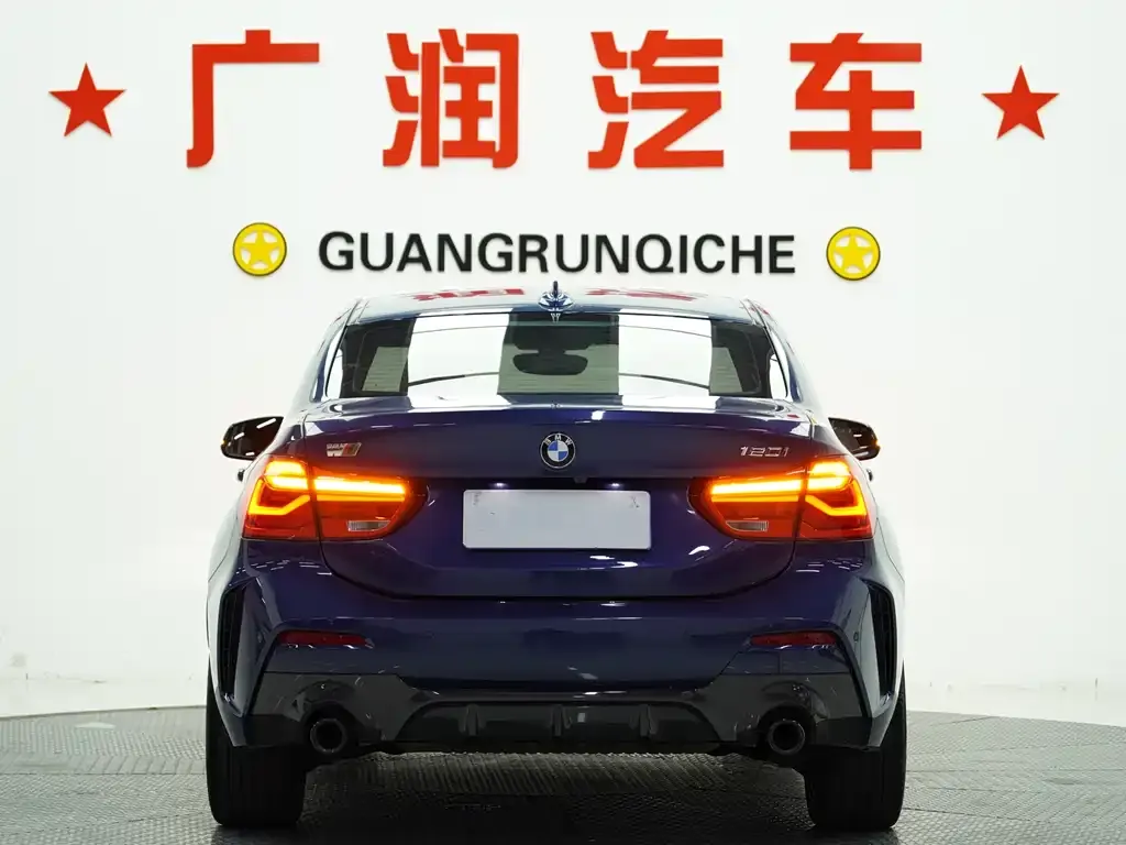 BMW 1 Series 2021 из CN, фото 4