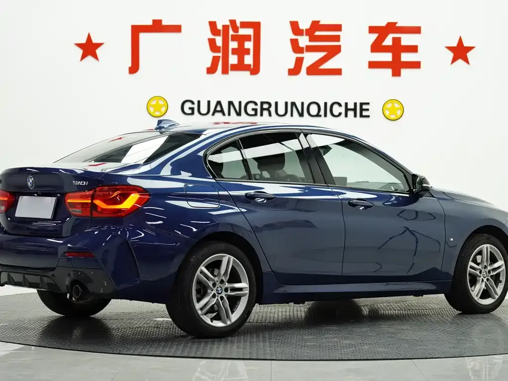 BMW 1 Series 2021 из CN, фото 5