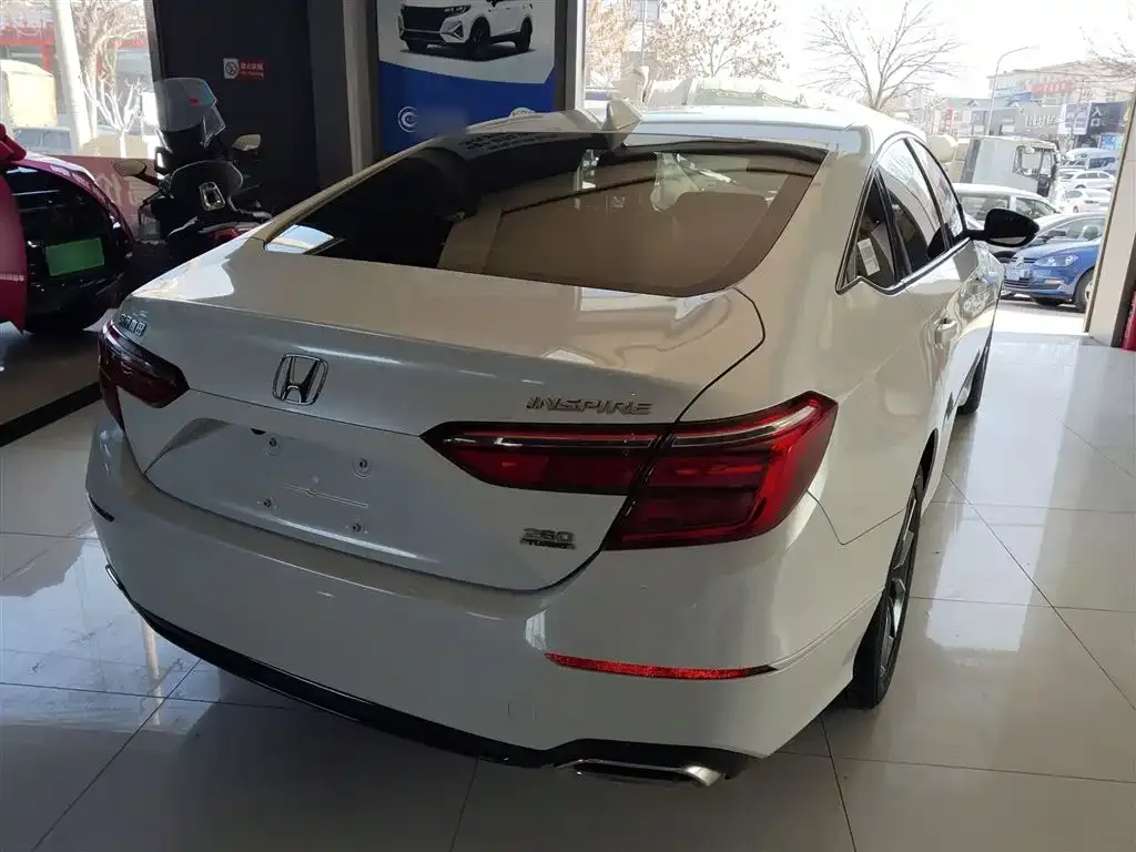 Honda Inspire 2022 из CN, фото 10