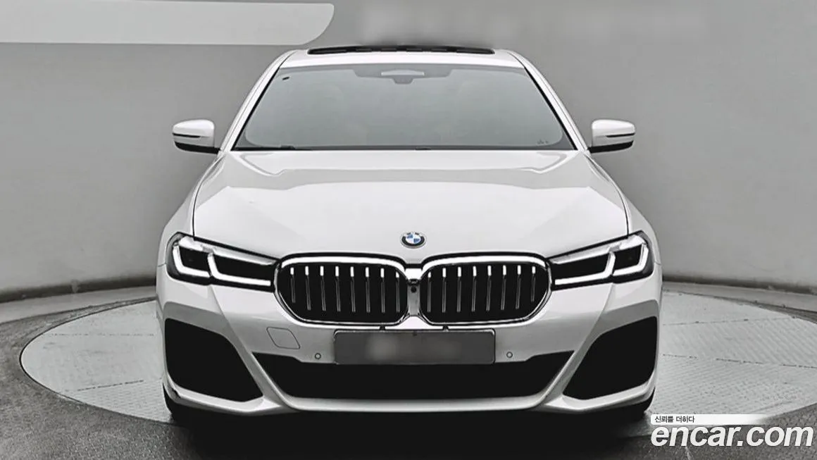 BMW 5-Series 2021 из KR, фото 1
