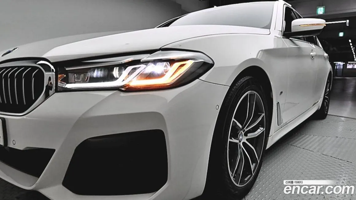 BMW 5-Series 2021 из KR, фото 3