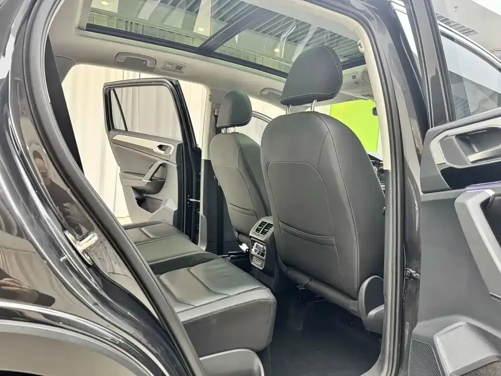 Volkswagen Tayron 2022 из CN, фото 7