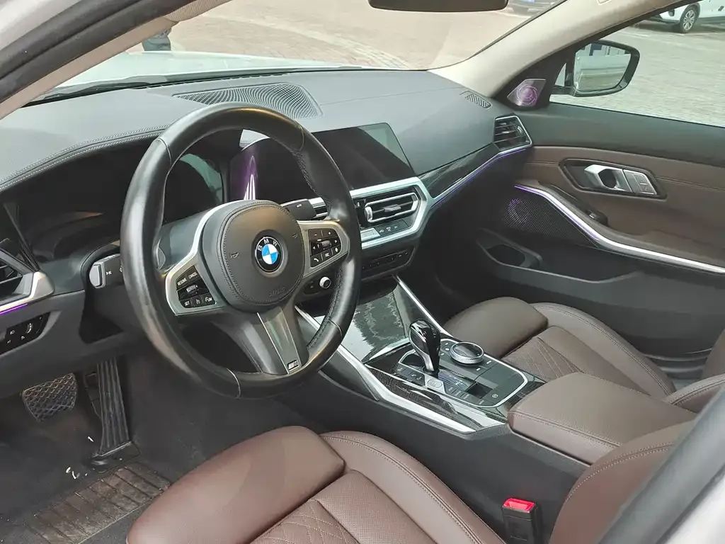 BMW 3 Series 2022 из CN, фото 6