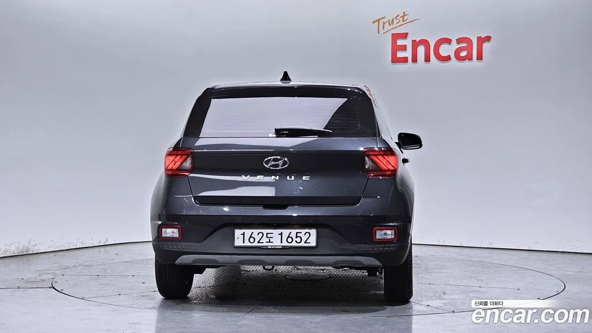 Hyundai Venue 2022 из KR, фото 2