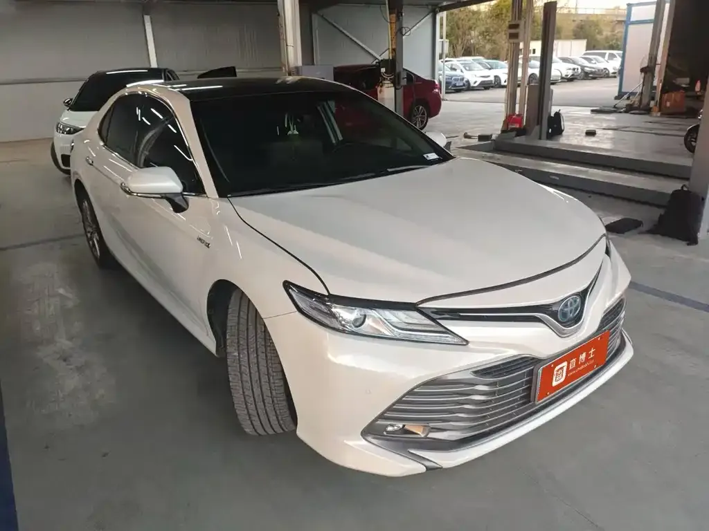 Toyota Camry 2021 из CN, фото 5