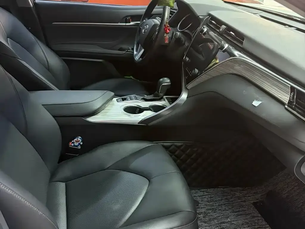 Toyota Camry 2021 из CN, фото 6