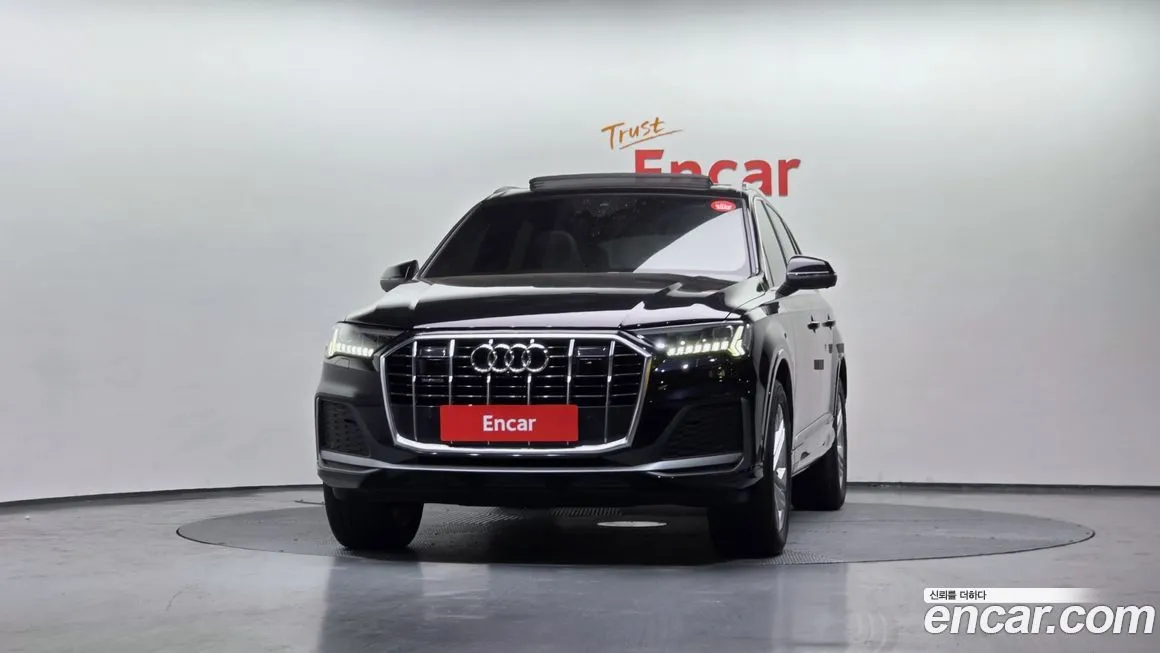 Audi Q7 2021 из KR, фото 3
