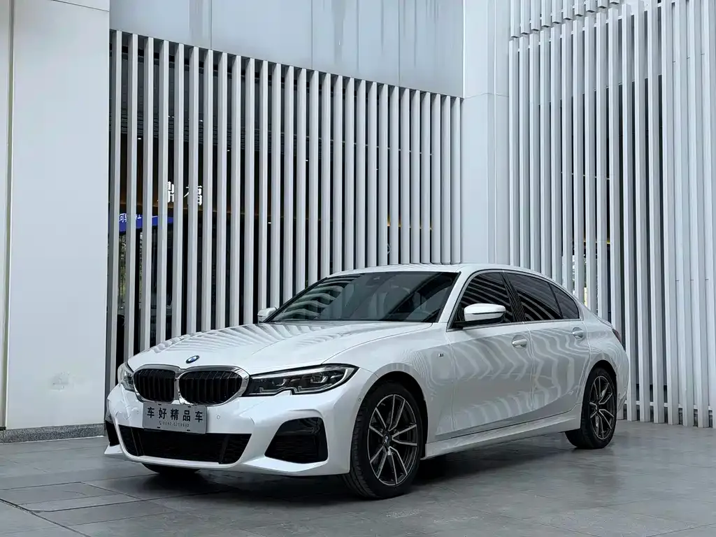 BMW 3 Series 2021 из CN, фото 1