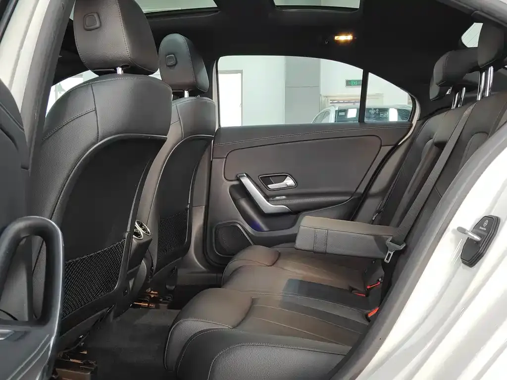 Mercedes-Benz A-Class 2022 из CN, фото 5