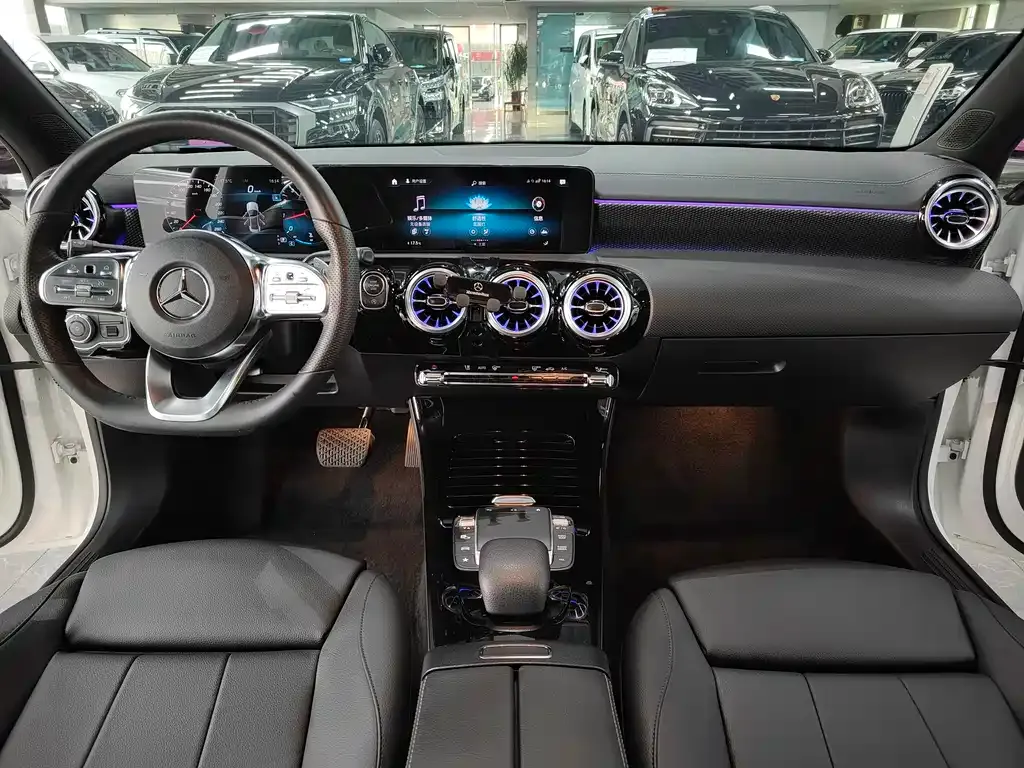 Mercedes-Benz A-Class 2022 из CN, фото 6