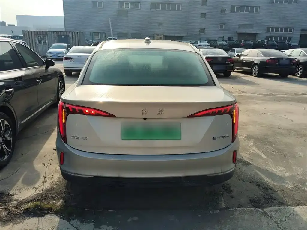 Hongqi E-QM5 2022 из CN, фото 8