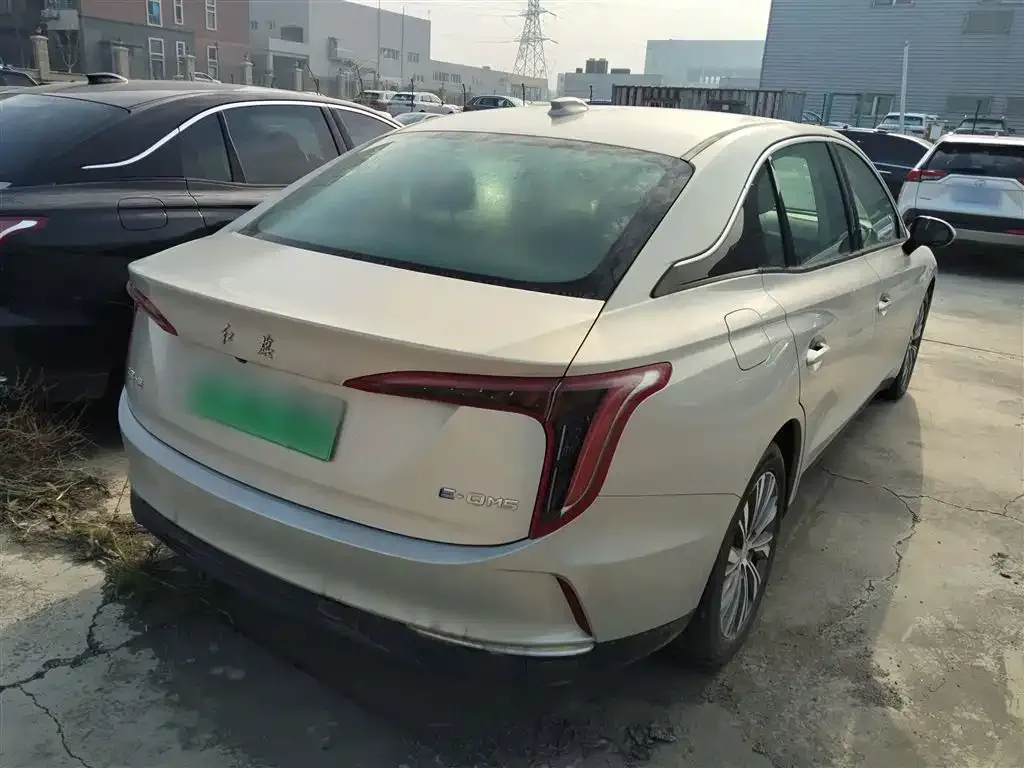 Hongqi E-QM5 2022 из CN, фото 9