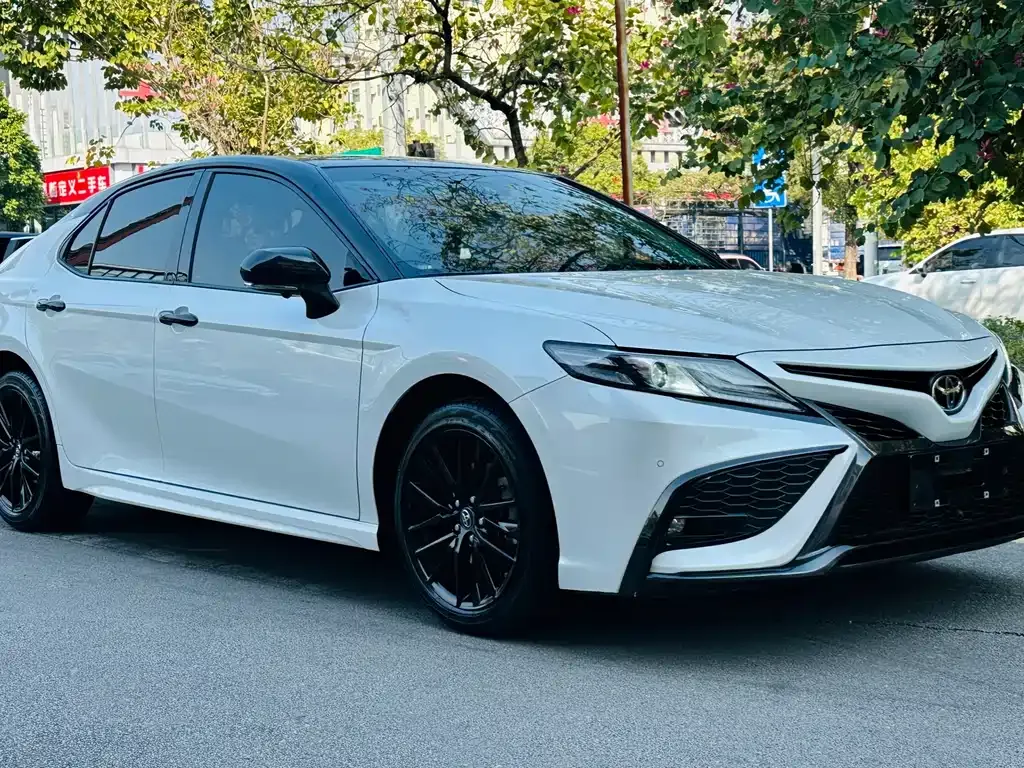 Toyota Camry 2024 из CN, фото 7