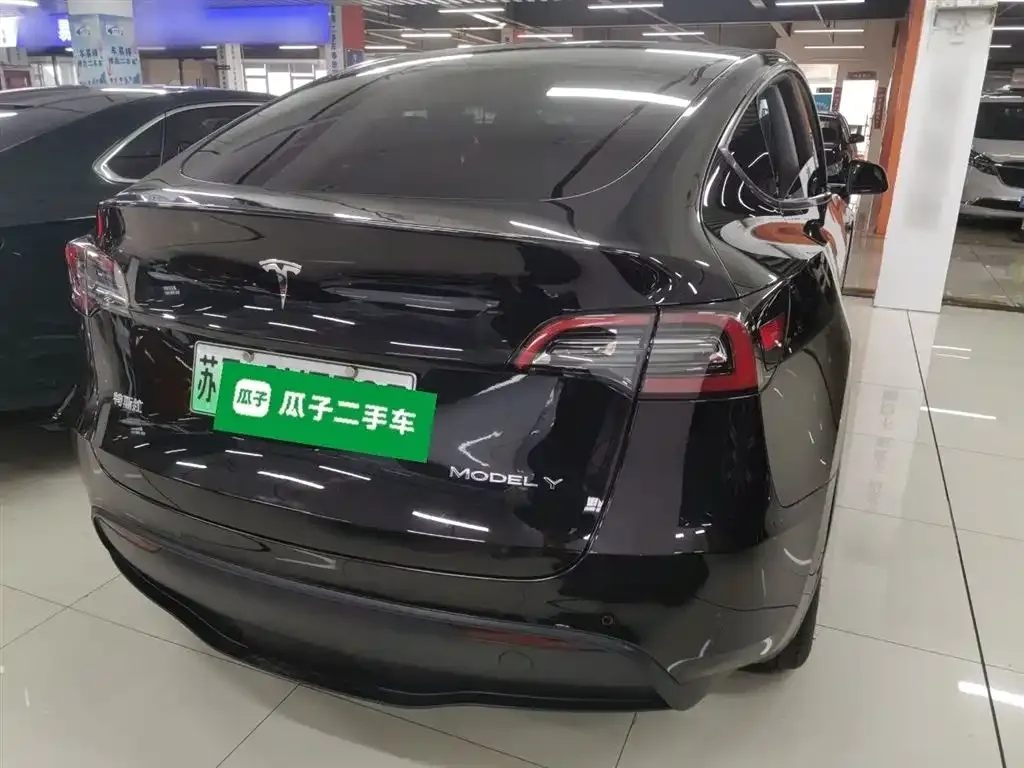 Tesla Model Y 2023 из CN, фото 3
