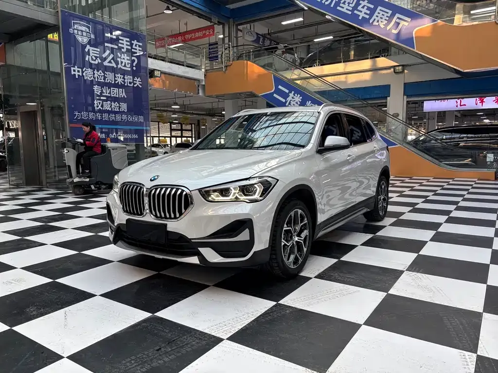 BMW X1 2022 из CN, фото 1
