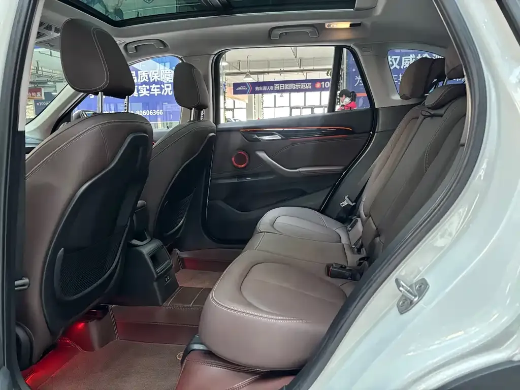 BMW X1 2022 из CN, фото 2