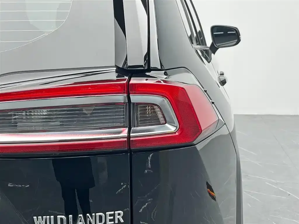 Toyota Wildlander 2024 из CN, фото 3
