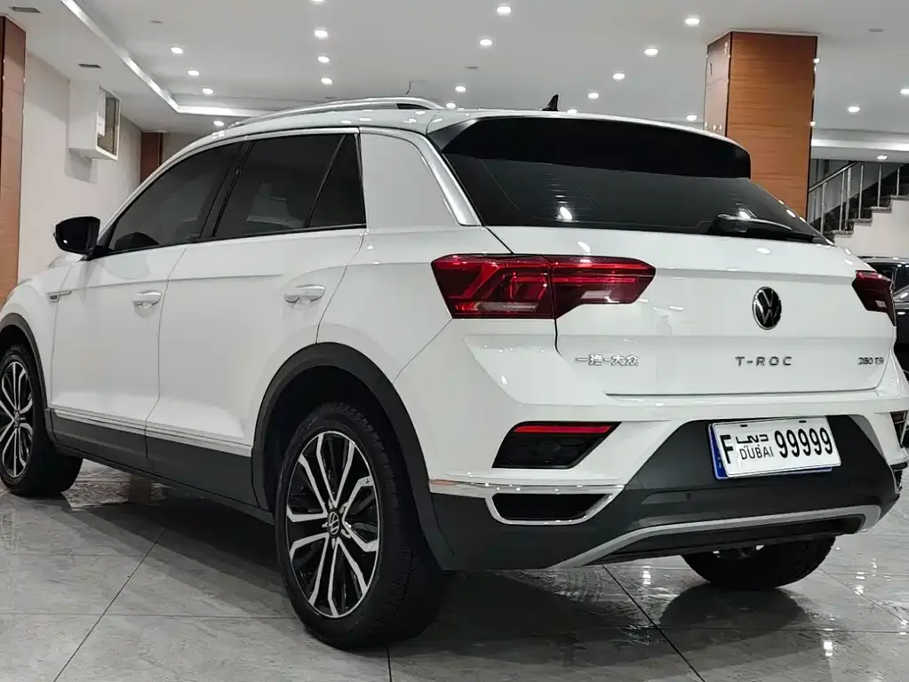 Volkswagen T-Roc 2022 из CN, фото 2
