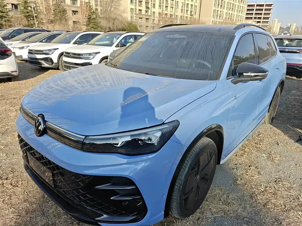 Volkswagen Tiguan L 2024 из CN, фото 10