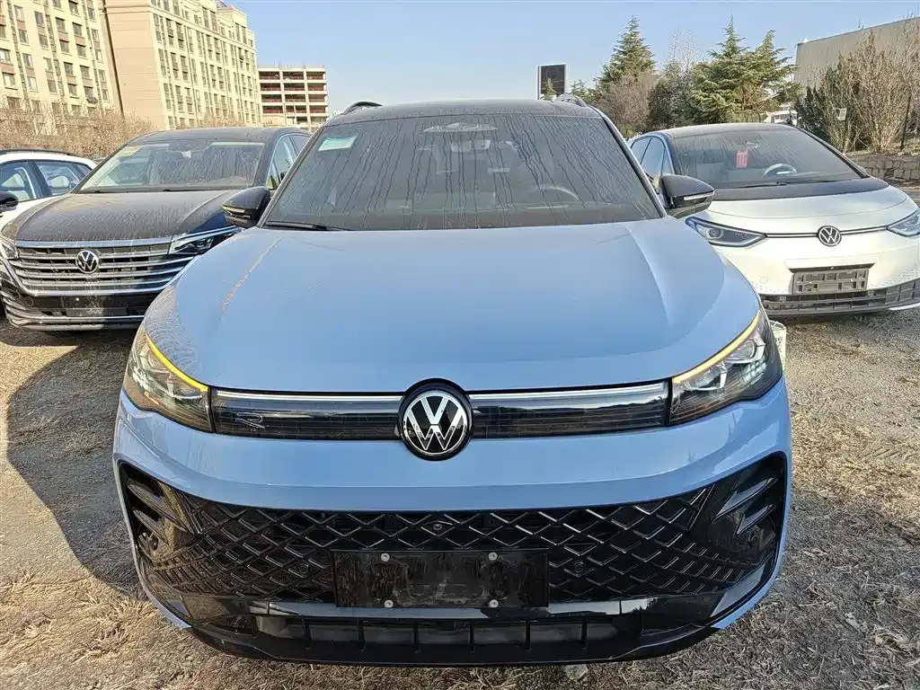 Volkswagen Tiguan L 2024 из CN, фото 7