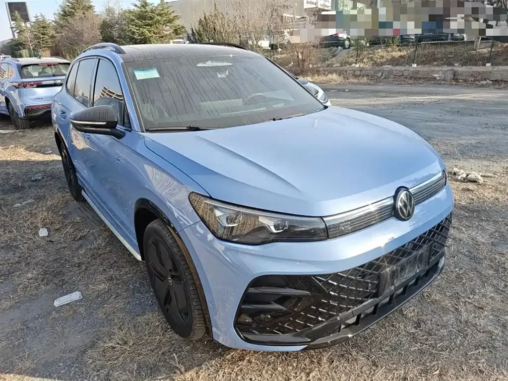 Volkswagen Tiguan L 2024 из CN, фото 6