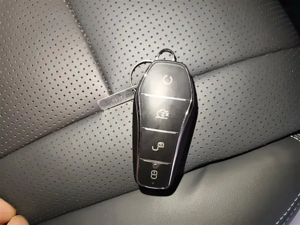 BYD Hiace 07 DM-i 2025 из CN, фото 3