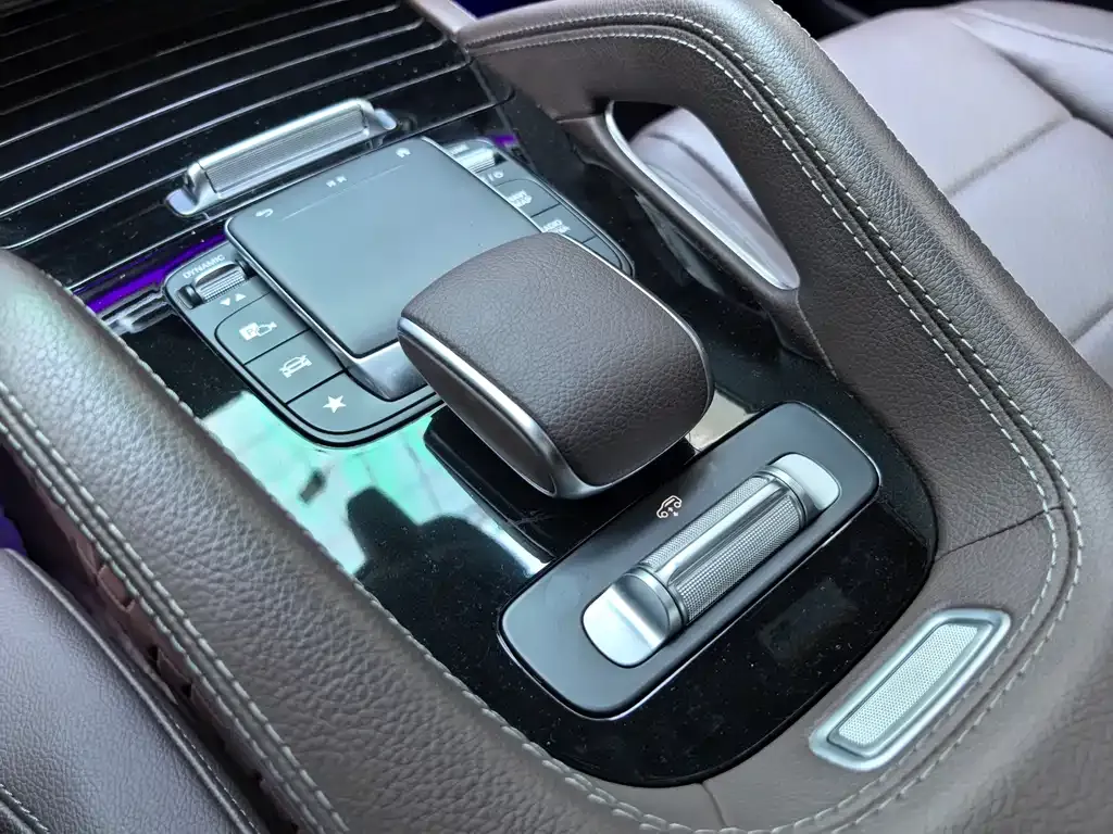 Mercedes-Benz GLS 2023 из CN, фото 4