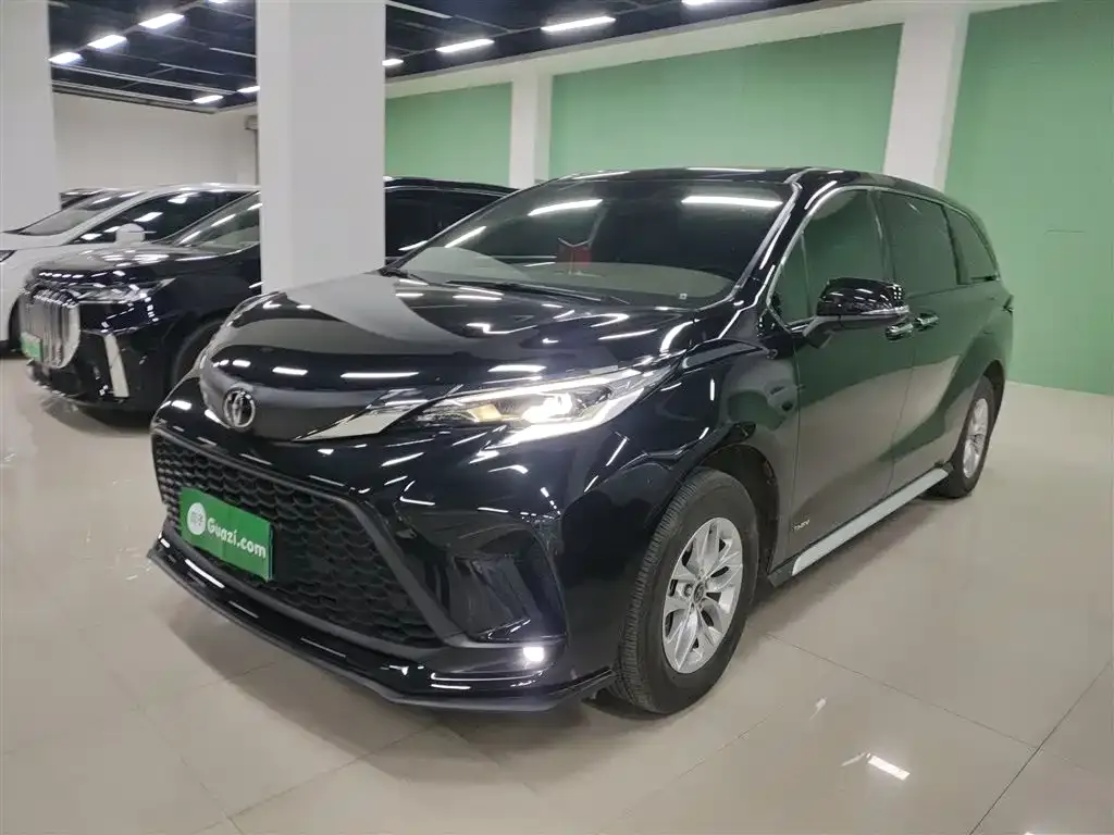 Toyota Granvia 2025 из CN, фото 2