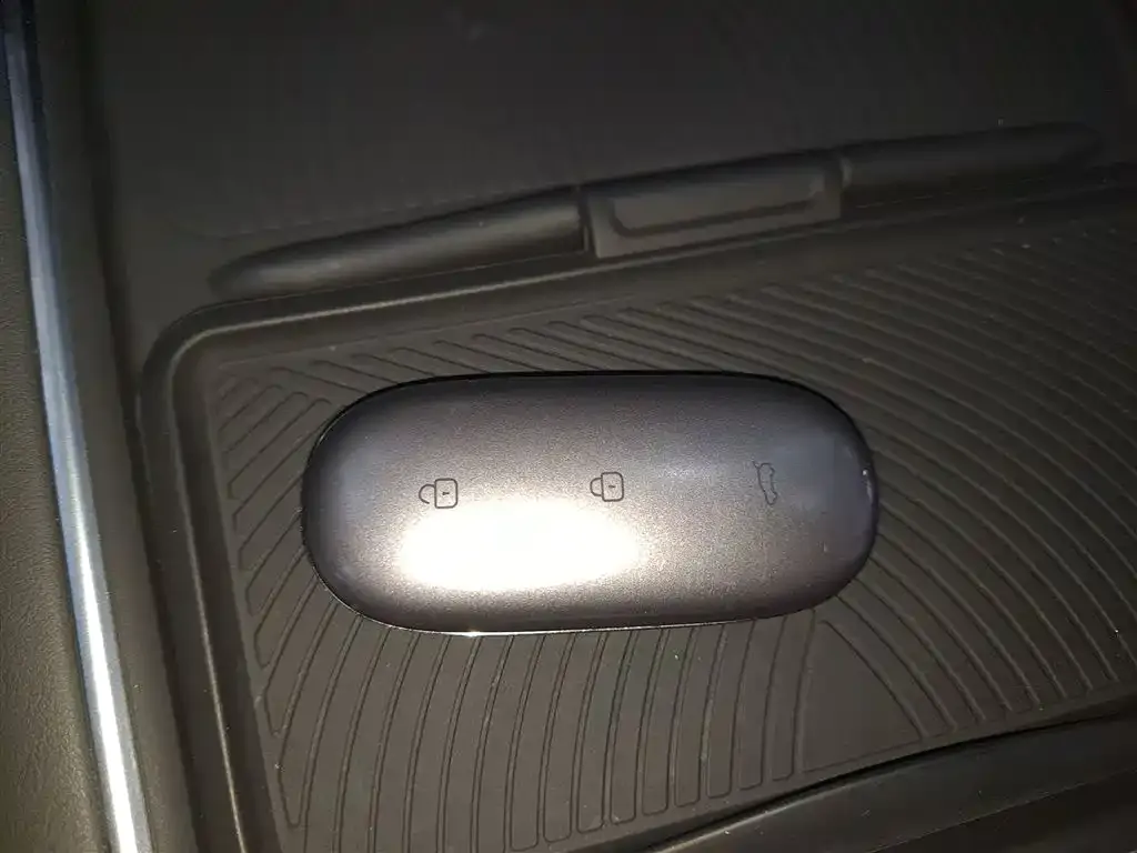 Li Auto L8 2024 из CN, фото 10