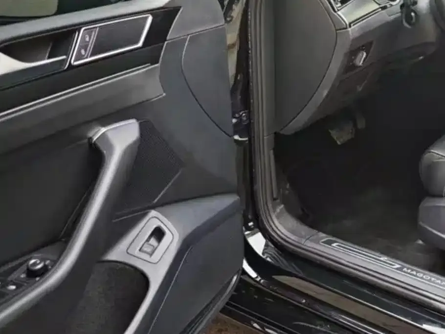 Volkswagen Magotan 2022 из CN, фото 7