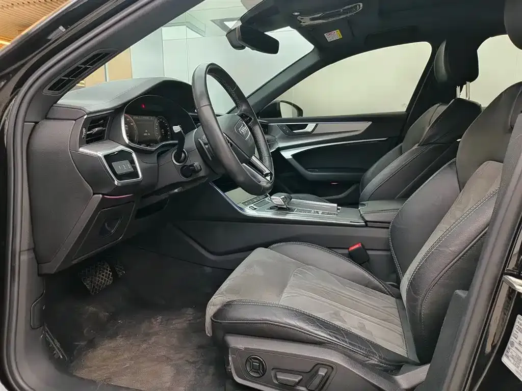 Audi A6L New Energy 2022 из CN, фото 4