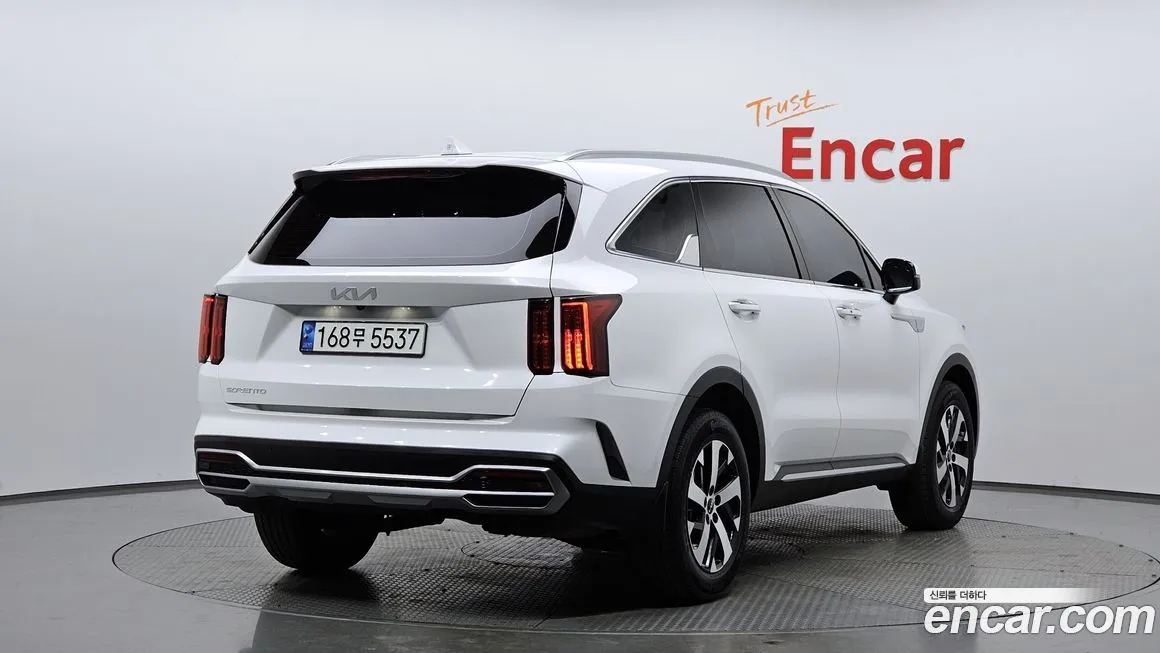 Kia Sorento 2023 из KR, фото 2